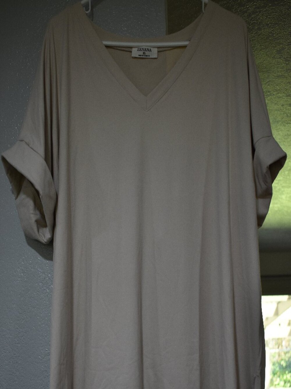 Zenana Cream V-Neck Short Sleeve Tee Soft Basic Casual Top - Size XL